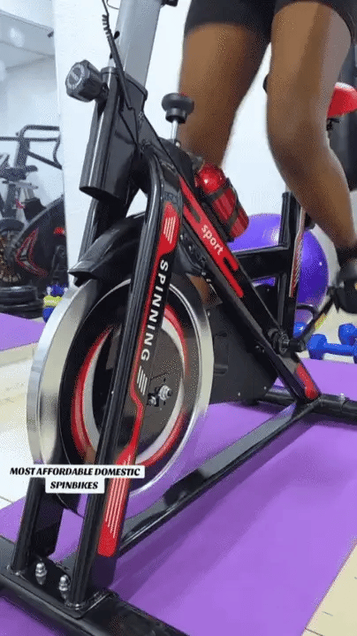 Vélo de Sport à Domicile - Cardio & Perte de Poids à Domicile